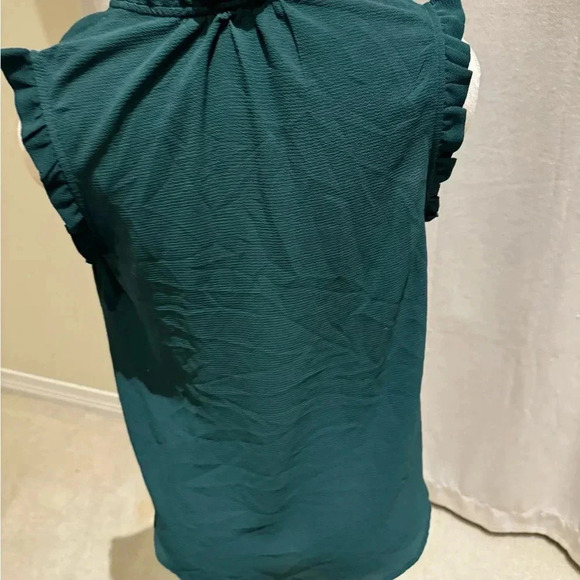 Shirt - Picture 6 of 7